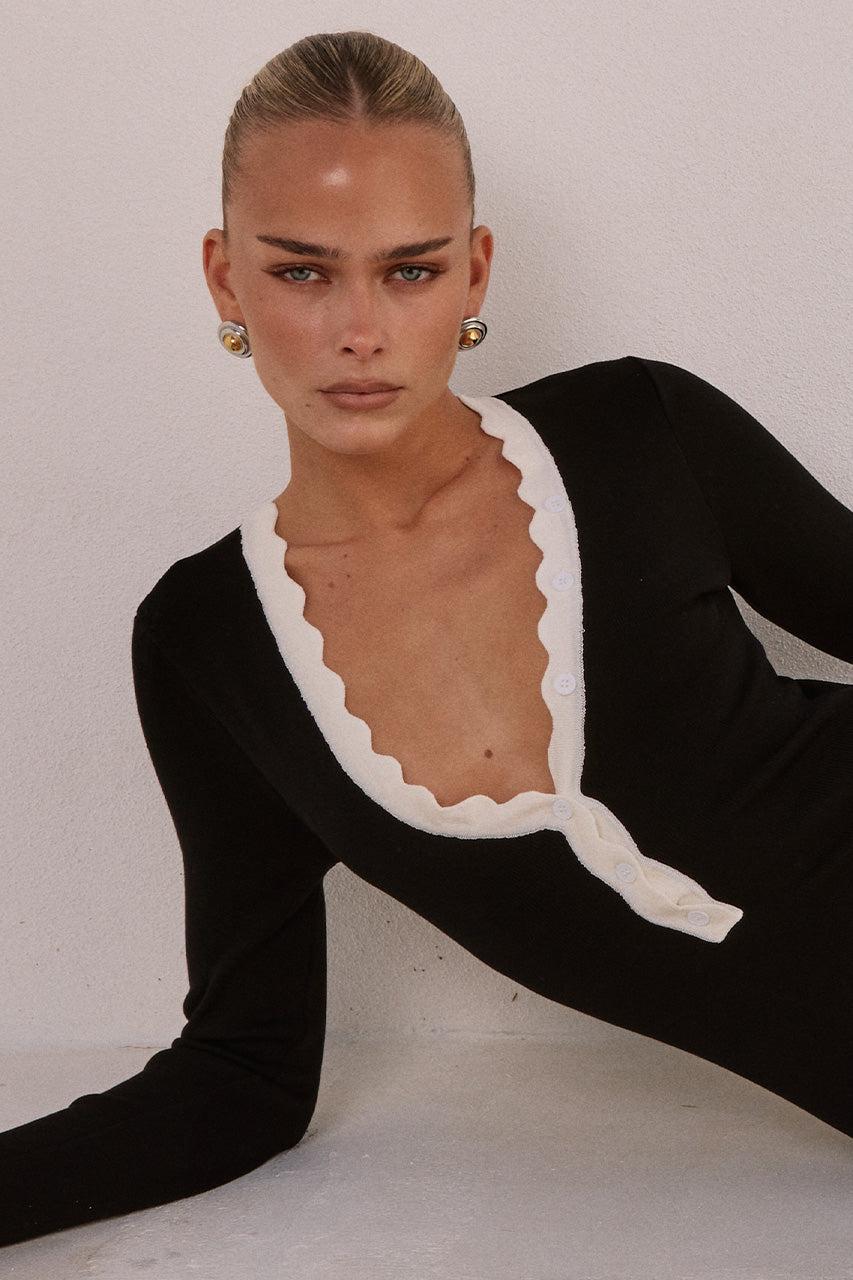 Runaway The Label MILENIA SLEEVED KNIT MIDI DRESS - BLACK