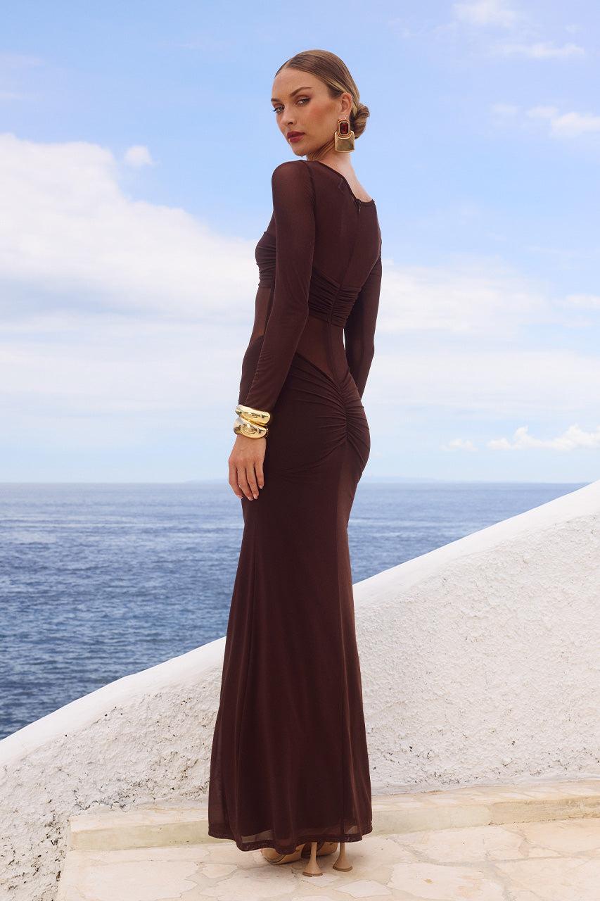 Runaway The Label ROMY SLEEVED RUCHED MAXI DRESS - BITTER CHOCOLATE