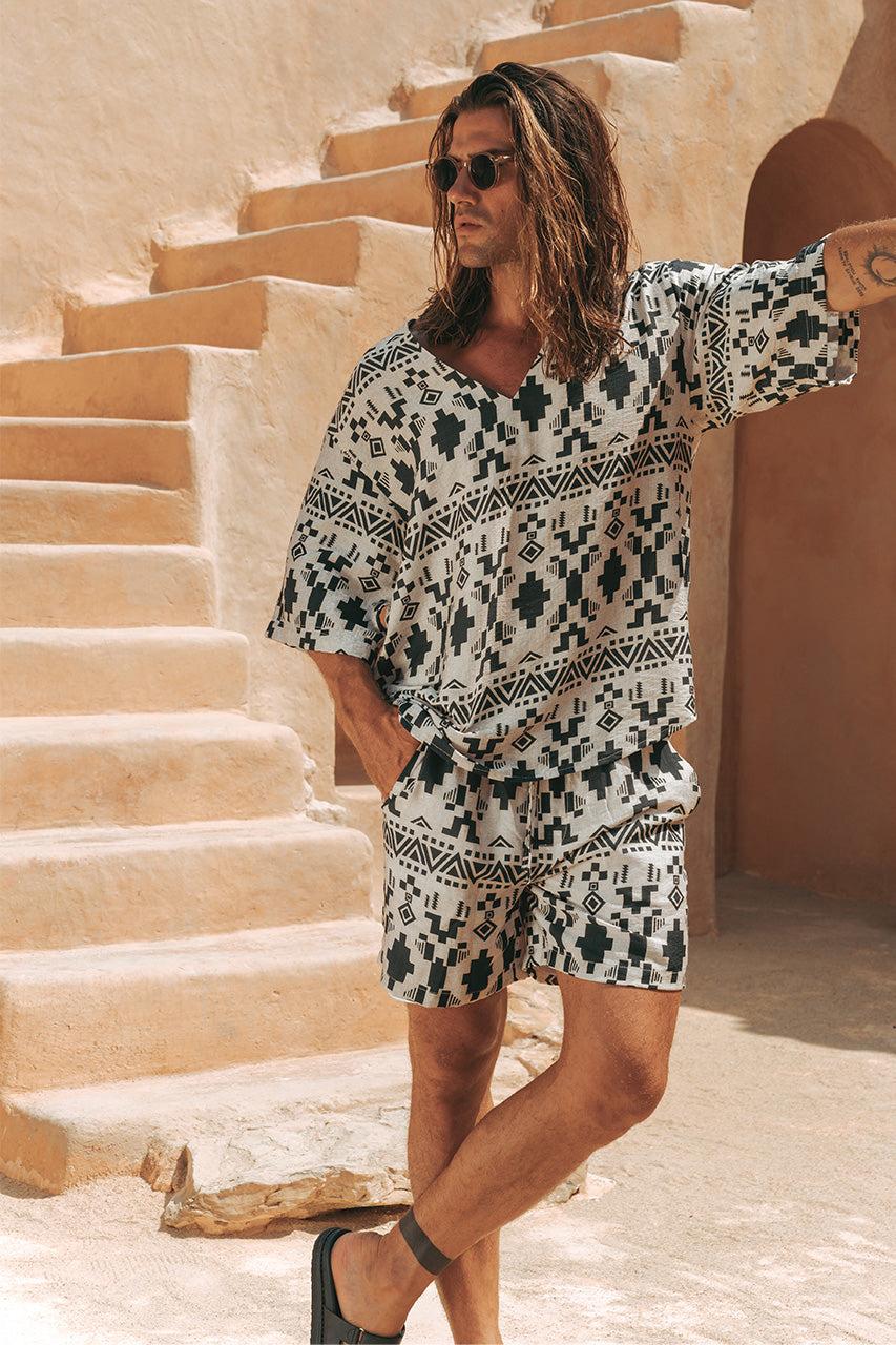 runaway the label AZAR SHORT - SAND/BLACK