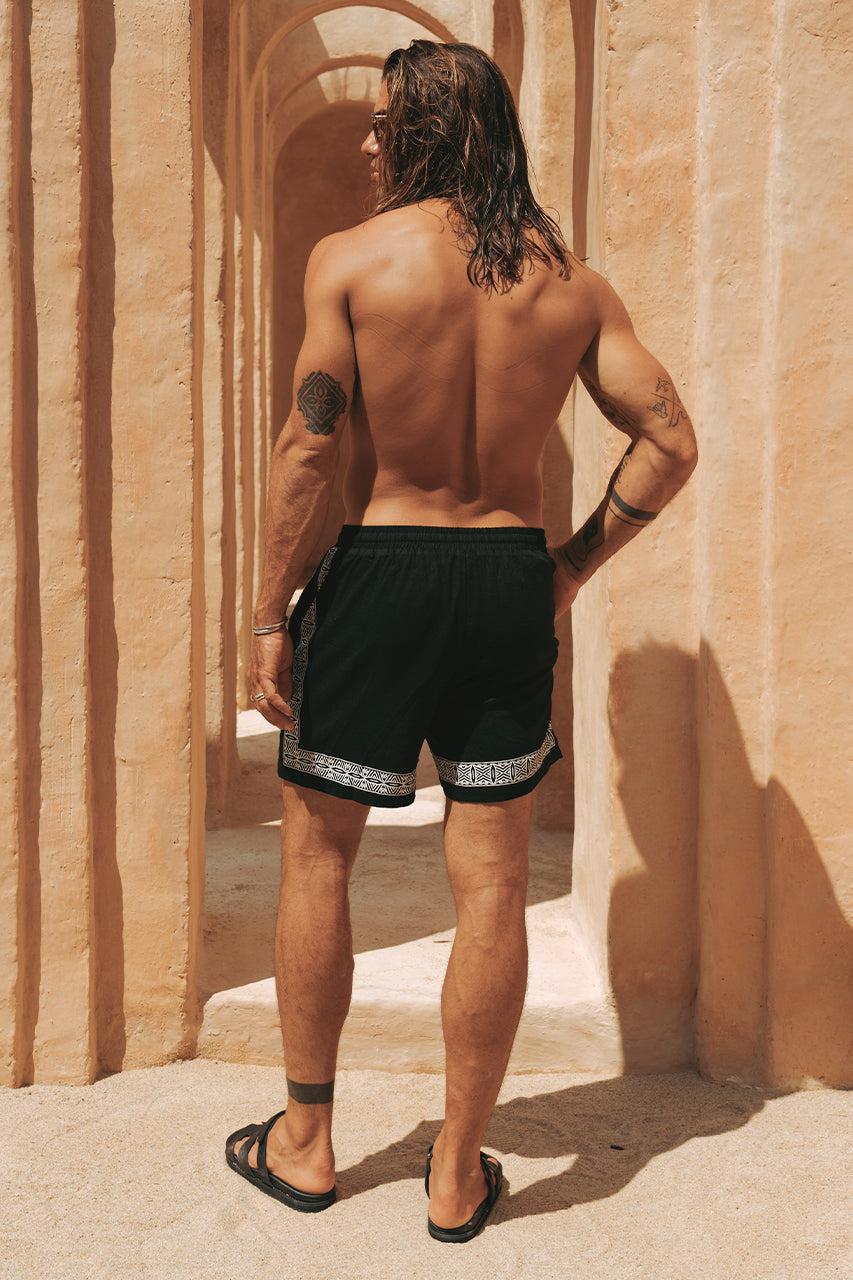 Runaway The Label LEVI SHORT - BLACK