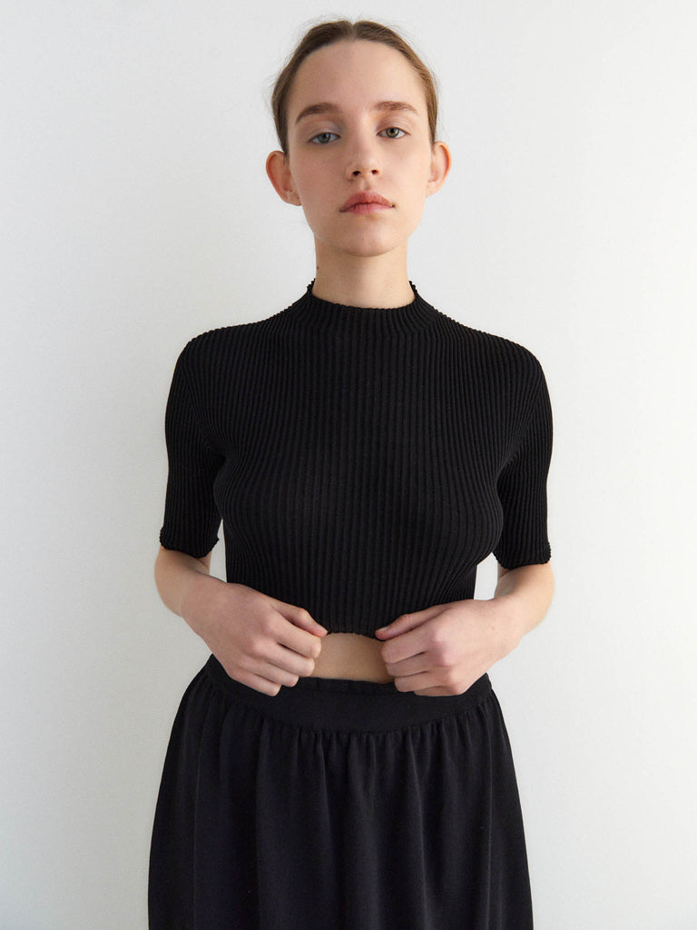 Rus Milhojas Top Ribbed Mock-neck Top