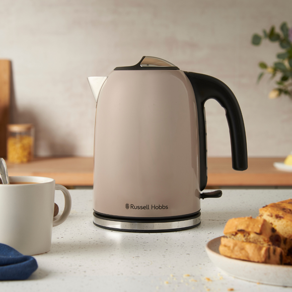 Russell Hobbs Classics Mocha Kettle