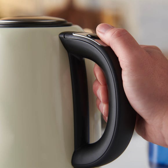 Russell Hobbs Classics Quiet Boil Kettle - Cream