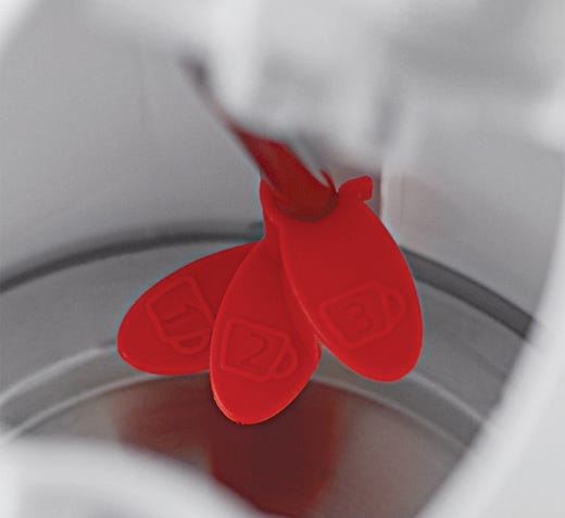 Russell Hobbs Textures Plastic Kettle - White