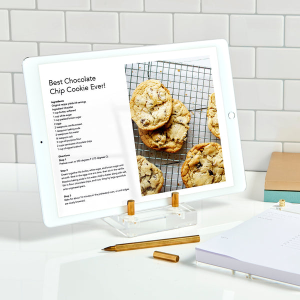 Russell Hazel Acrylic Easel