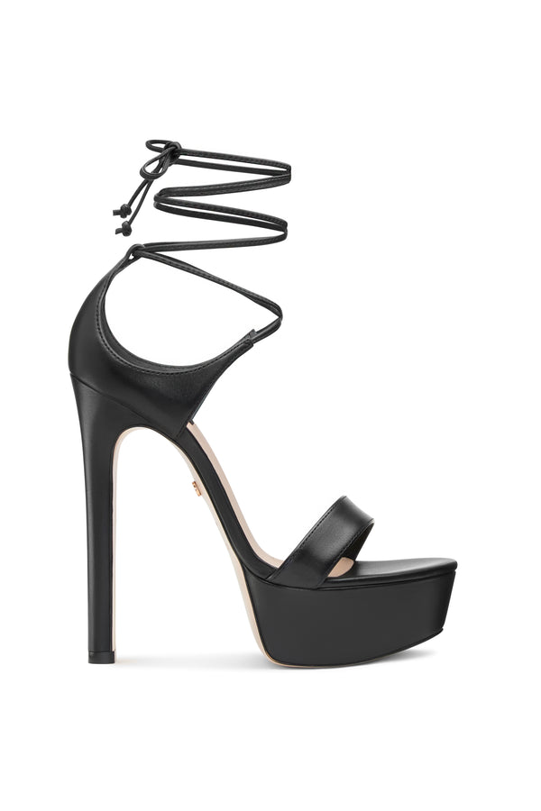 ruthie davis TROPHY 25 | BLACK