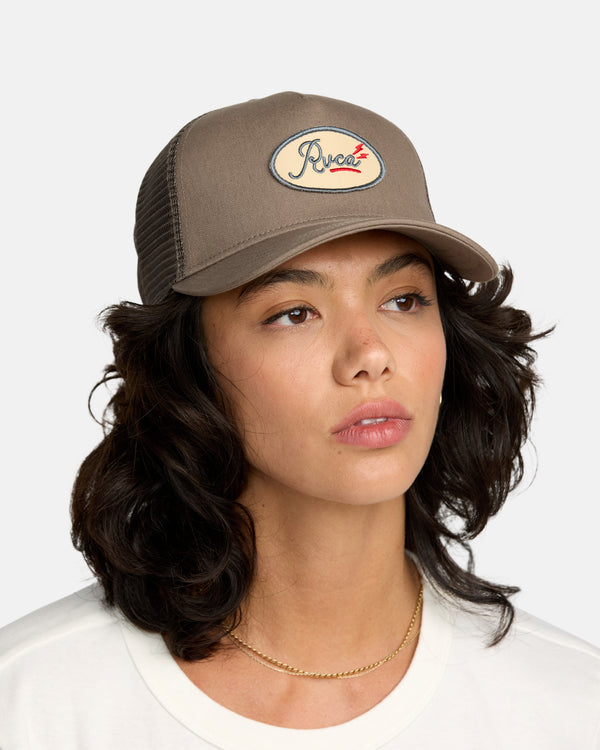 rvca Max Vintage Trucker