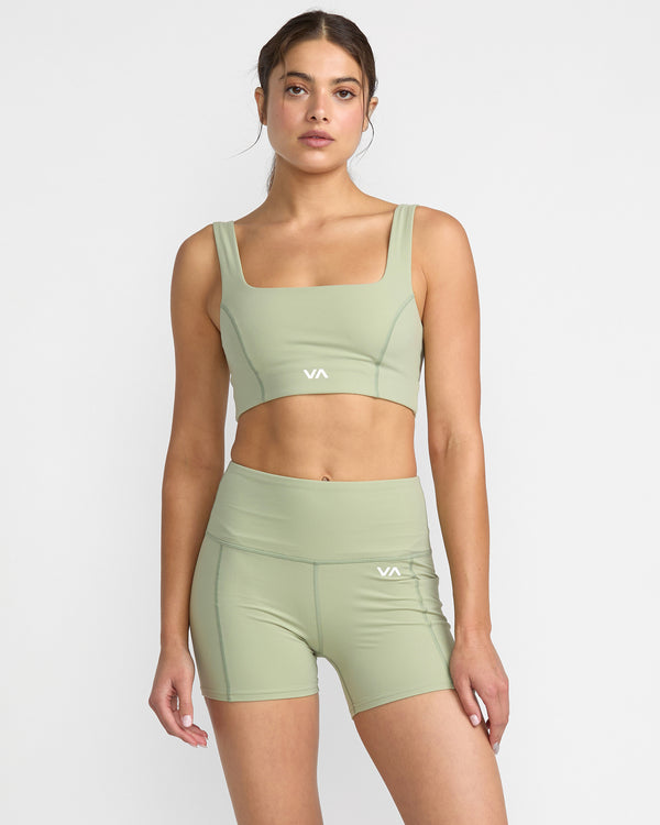 rvca VA Essential Pocket Short II
