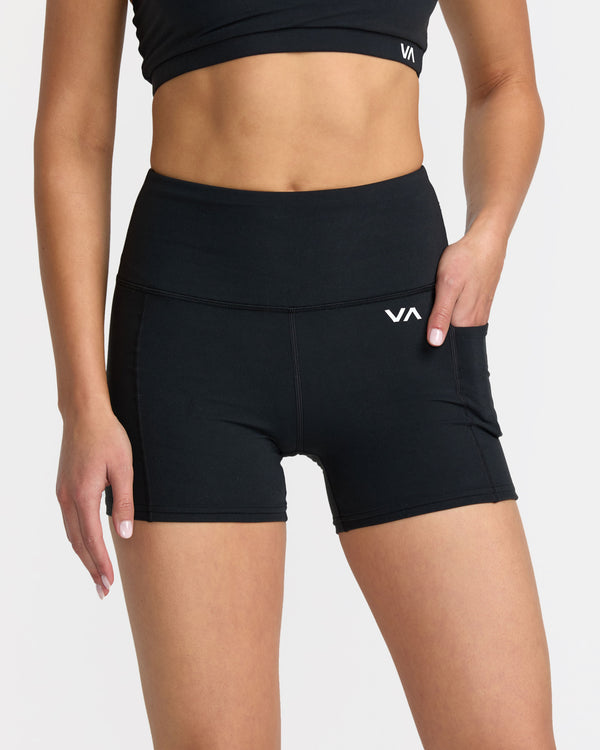 rvca VA Essential Pocket Short II