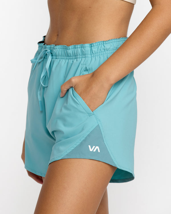 Rvca VA Essential Yogger 12" Short
