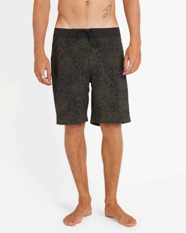 rvca VA Trunk Print