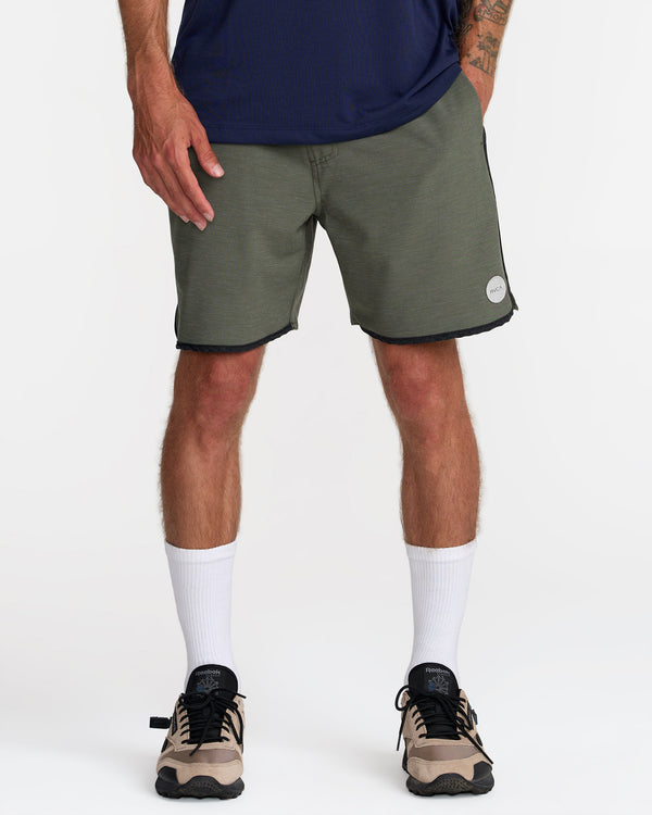 Rvca Yogger Hybrid 17" Short