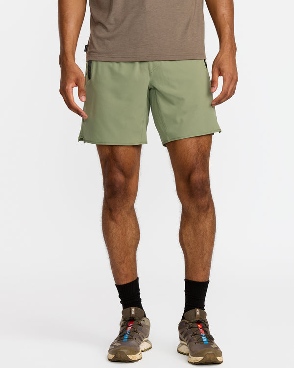 Rvca Yogger Stretch 17" Short