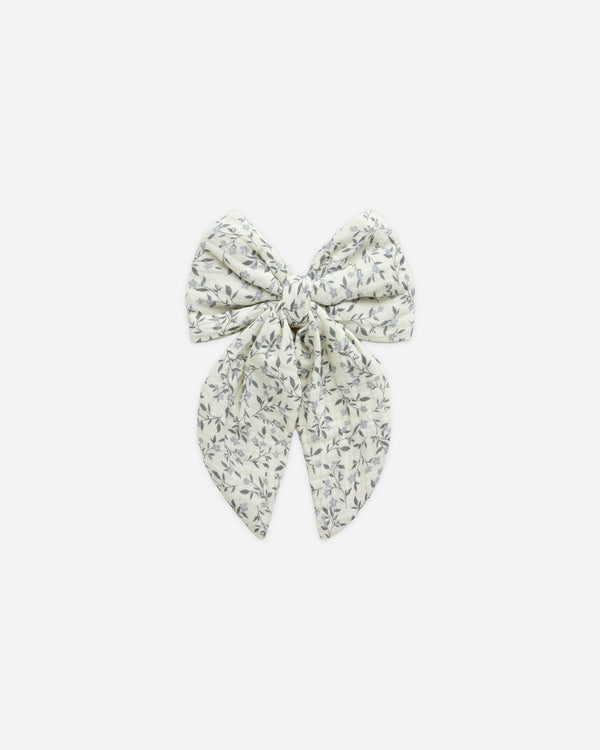 rylee cru Oversized Bow Blue Vines