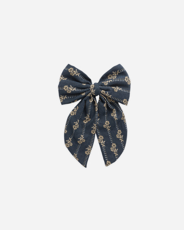 rylee cru Oversized Bow Vintage Bloom