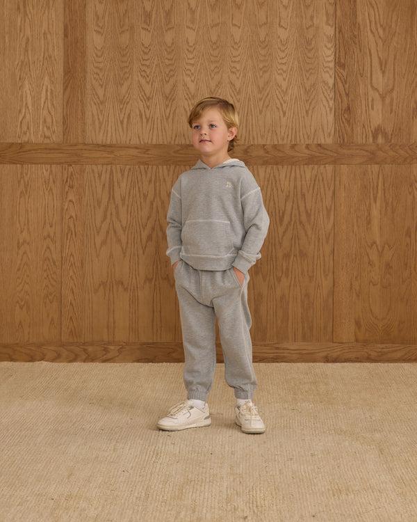 Rylee Cru Relaxed Sweatpant Heathered Grey