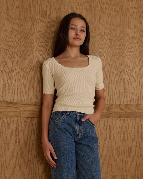 rylee cru Teen Scallop Tee Natural
