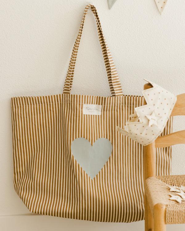 Rylee Cru Tote Bag || Heart
