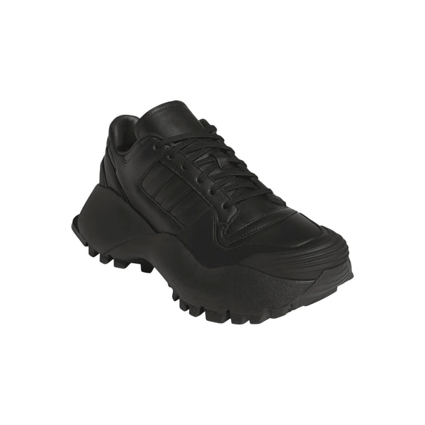 S.b. Concept Adidas X Chavarria Forum Sneaker Core Black · Carbon