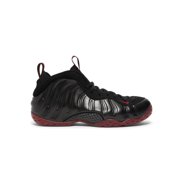 s.b. concept Nike Air Foamposite One Black · Varsity Red