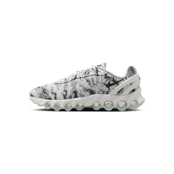 S.b. Concept Nike Air Max DN8 PRM Summit White · Dark Smoke Grey · Cool Grey