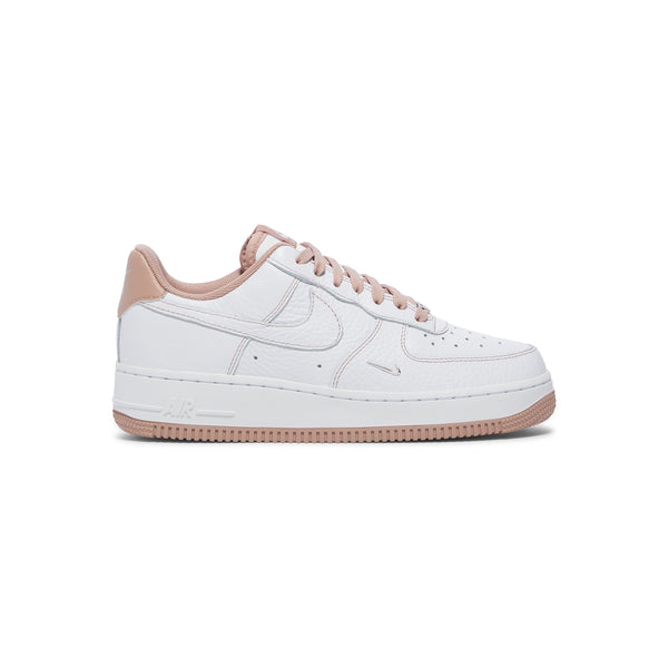 s.b. concept Nike Womens Air Force 1 '07 Mini Jewel White · Particle pink · Metallic silver