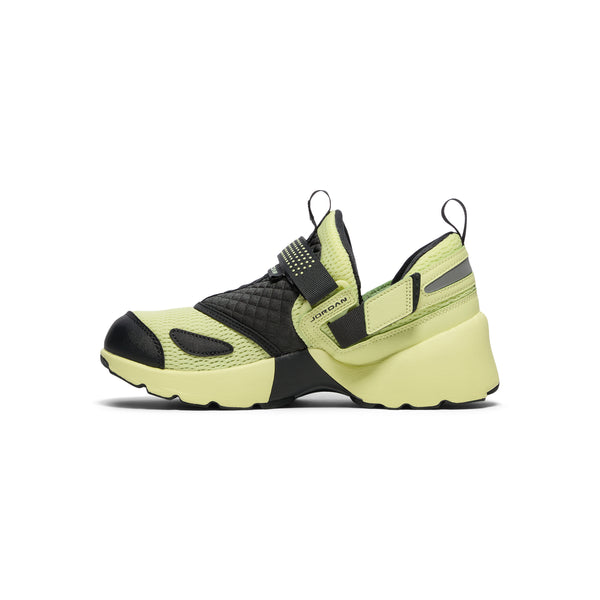 S.b. Concept Nike Womens Jordan Trunner LX Luminous Green · Anthracite
