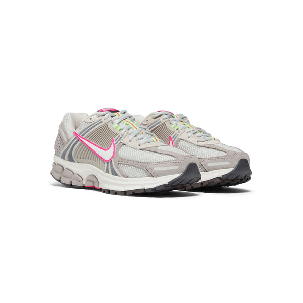 S.b. Concept Nike Womens Nike Zoom Vomero 5 College Grey · Sail · Light Bone · Medium Ash