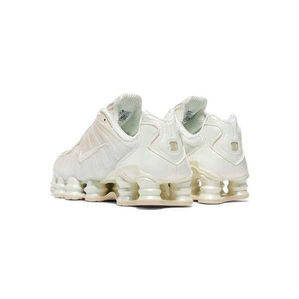 S.b. Concept Nike Womens Shox TL Pearl White · Soft Pearl · Particle Pink