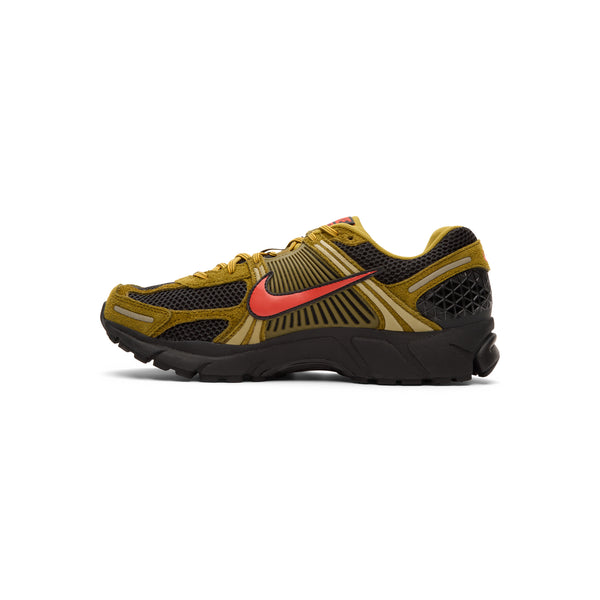 S.b. Concept Nike Zoom Vomero 5 Premium Olive Flak · Picante Red · Black
