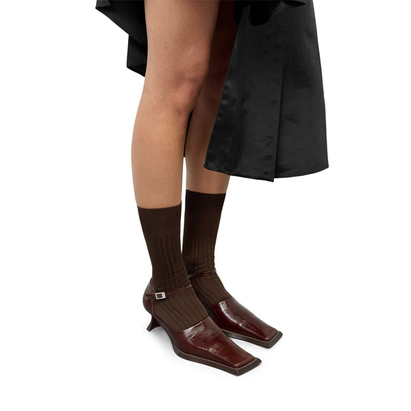 S.b. Concept Miista Vern Courts Brown