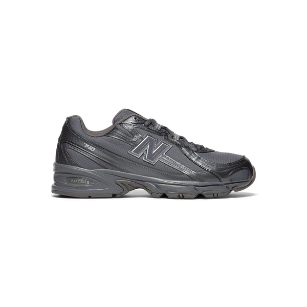 s.b. concept New Balance 740 Castlerock