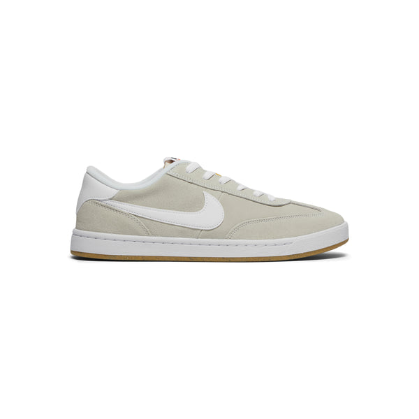 s.b. concept Nike SB FC Classic Summit white