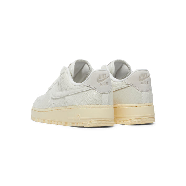 S.b. Concept Nike Womens Air Force 1 '07 Sail · Muslin