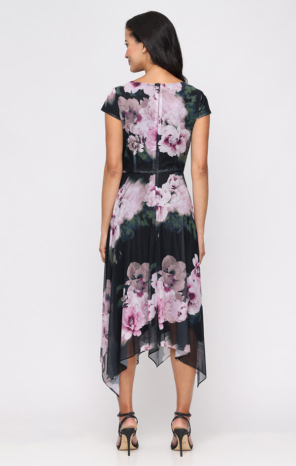 S.L. Fashions Regular - Printed Mesh Dress With Cap Sleeves And Pointed Hem