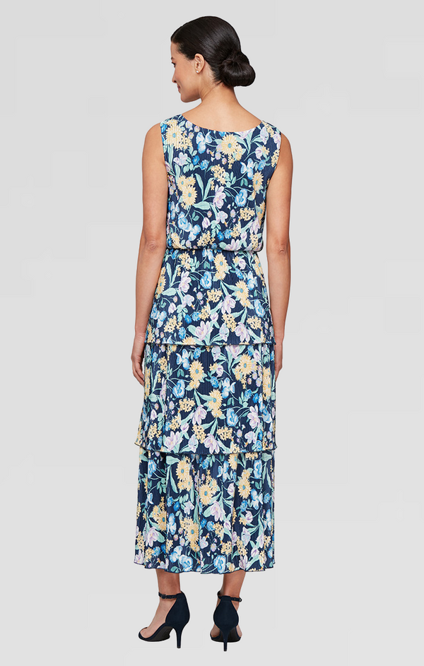 S.L. Fashions Regular - Printed Pleated Sleeveless Dress With Tiered Skirt