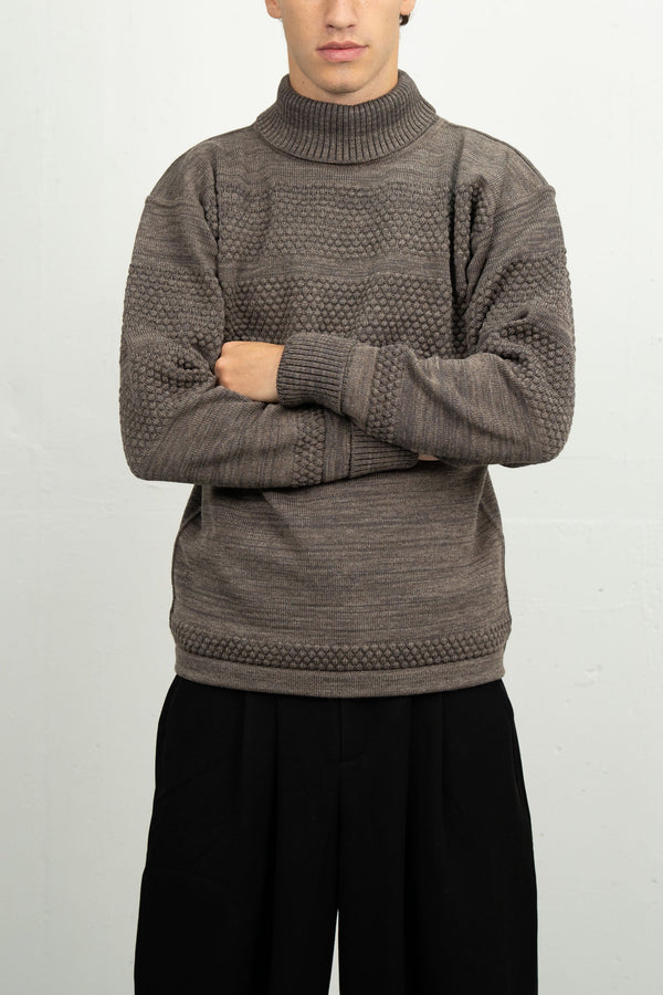 s.n.s. herning FISHERMAN sweater | høj hals terra-II brown