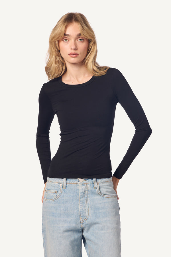 Sablyn QUINCY L/S FITTED SANDWASHED FITTED CREWNECK | BLACK