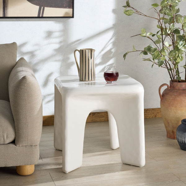 Safavieh Mayalin Square Accent Table | Safavieh Couture - SFV2624