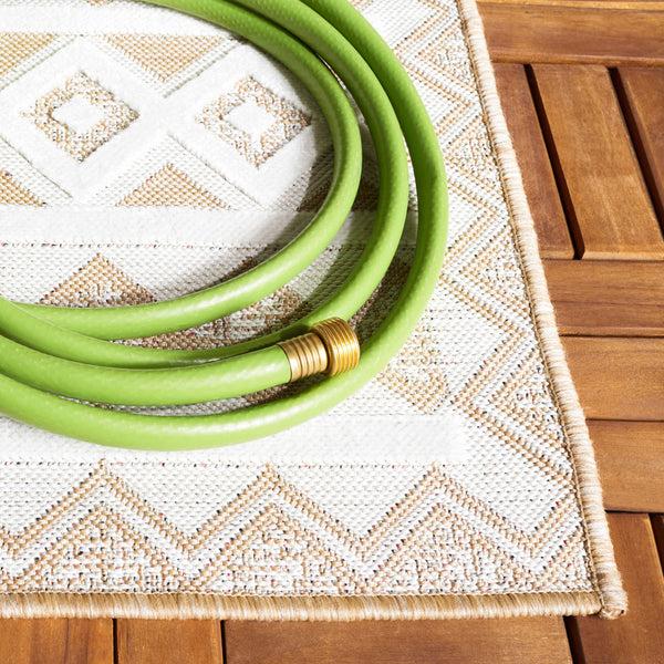Safavieh Safavieh Cabana Collection CBN418B - Natural / Ivory