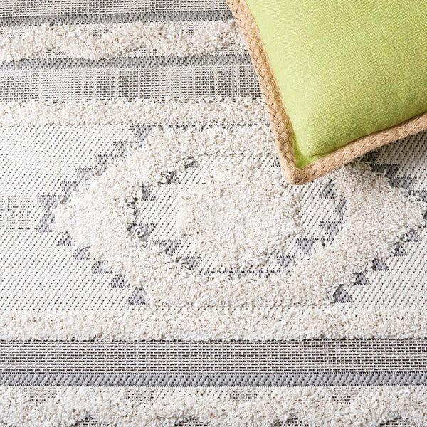 Safavieh Safavieh Cottage Rug COT206A - Ivory / Light Grey