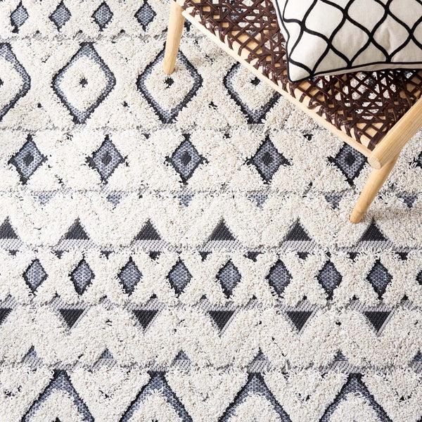 Safavieh Safavieh Cottage Rug COT210A - Ivory / Dark Grey