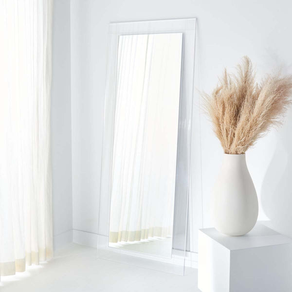 Safavieh Safavieh Couture Lisandra Acrylic Standing Mirror - Clear
