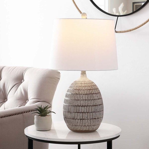 Safavieh Dewlen Table Lamp | Safavieh - TBL4421