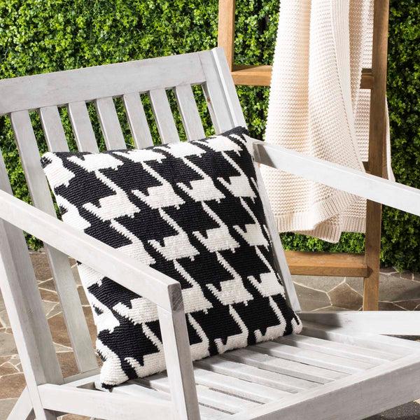Safavieh Safavieh Hanne Houndstooth Pillow - Black/Ivory