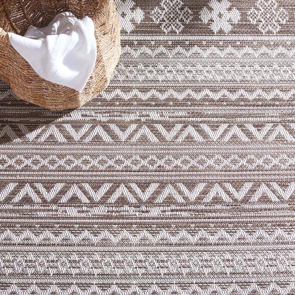 Safavieh Safavieh Havana Rug HAV331E - Light Brown / Ivory