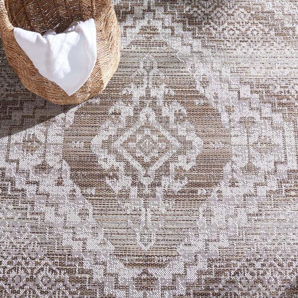 Safavieh Safavieh Havana Rug HAV340E - Light Brown / Ivory