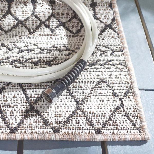 Safavieh Safavieh Havana Rug HAV370E - Light Brown / Black