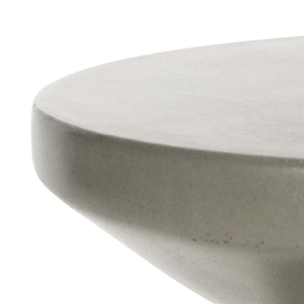 Safavieh Jiraiya Concrete Stool | Safavieh - VNN1033