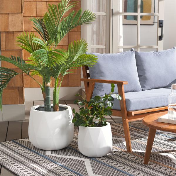 Safavieh Kane Planter Pot | Safavieh - PAT1536